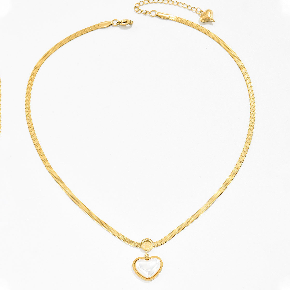 Glam Pearl Heart Necklace