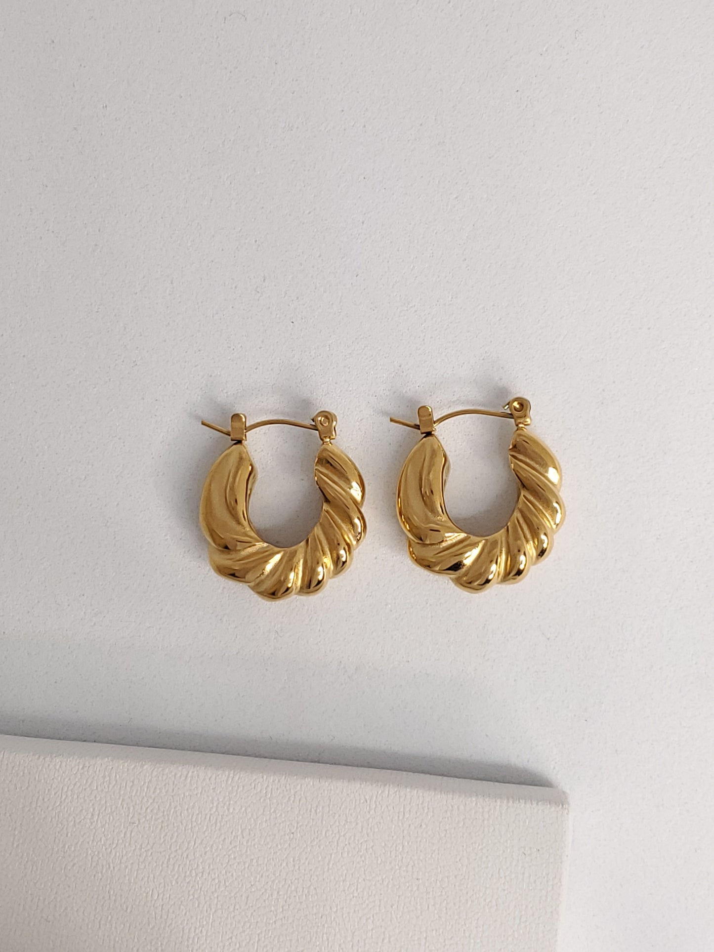 Hemp Wreath Earrings