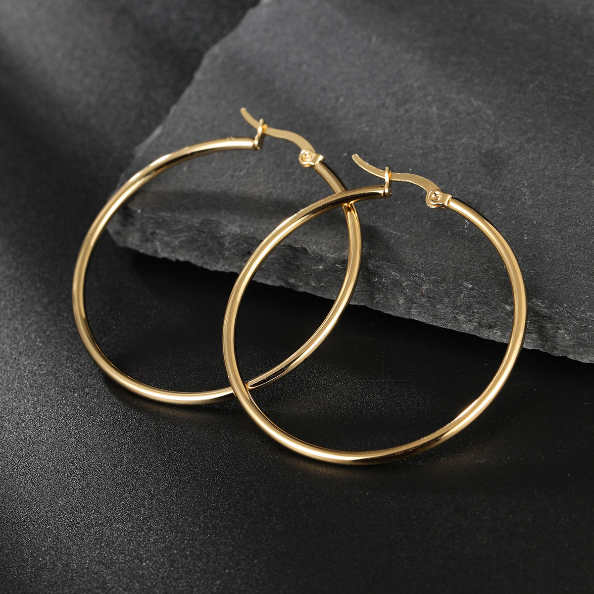 Olivia Hoop Earrings